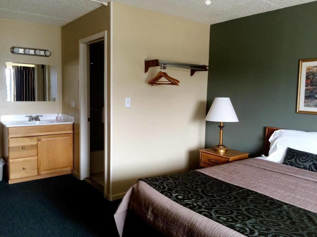 Sand Pebble Motor Lodge Пойнт-Плезант-Бич Экстерьер фото